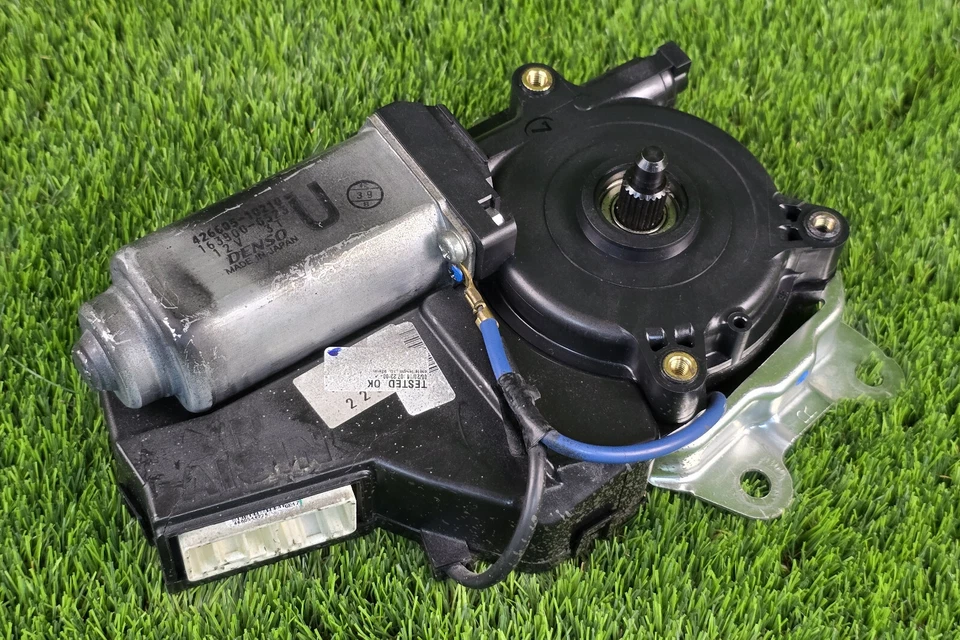 Motor puerta corredera lado pasajero derecho Toyota Sienna 2011-2015 426605-10200 OEM Foto 2 de 4