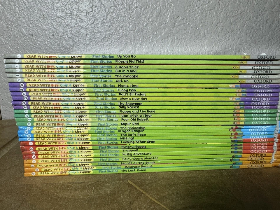 Read with Biff, Chip & Kipper Set Phonics and First Stories 54 Books Set - Image 2 of 4