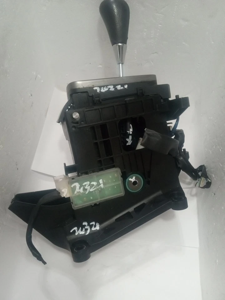 2003 雷克萨斯 ES300 自动变速器变速器换档杆选择器 — 第 4/4 张图片