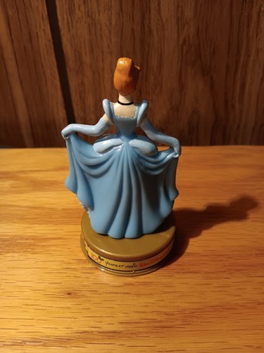 Cinderella 100 Years Of Magic Walt Disney World McDonald's Happy Meal Toy - Picture 3 of 9
