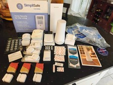 SimpliSafe Wireless 11-Piece Home Security Kit (Current Generation)