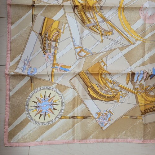 Hermes Carre 90 Silk Scarf 87x87 cm with Box Authentic Luxury Accessory - Picture 5 of 9