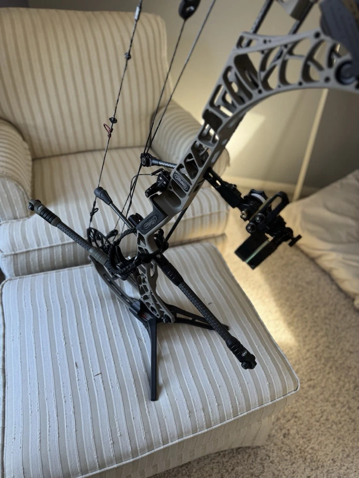 Как новый Mathews V3X 29 охоты лук гранит, 70 # 28,5 левой рукой - Изображение 2 из 4