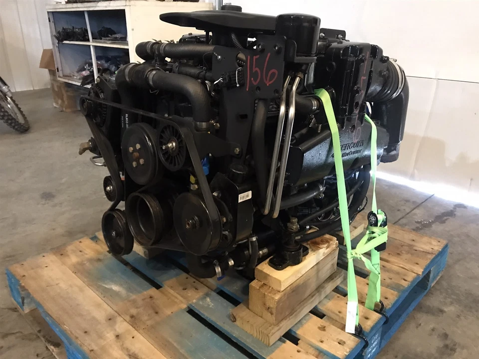 Морской двигатель MerCruiser 383 MAG MPI 6,2 л V8 готов к падению соли 310 часов  - Изображение 2 из 4