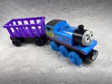 2012 Royal Crest Thomas  Cargo Car Variant Release - Thomas And Friends Wooden