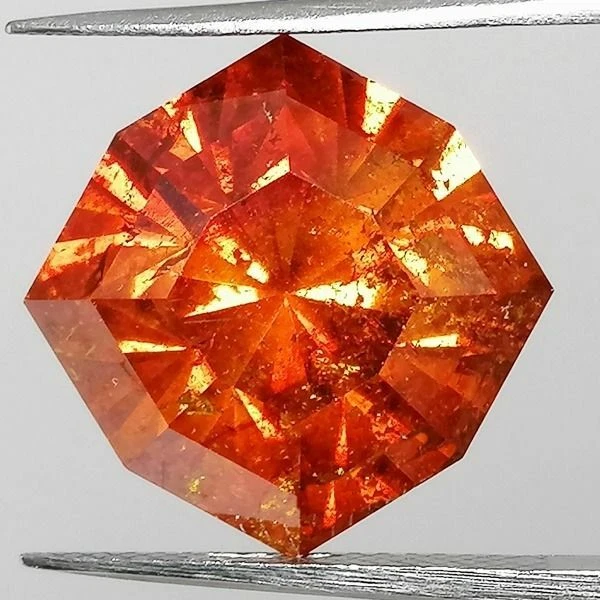 Sphalerit - Hochpräzessionsschnitt - 16.15 ct - Bild 2 von 4