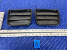 2005-2007 Volvo S60R Sedan LH & RH Cabin Trunk Air Pressure Vent Pair OEM#1251EM