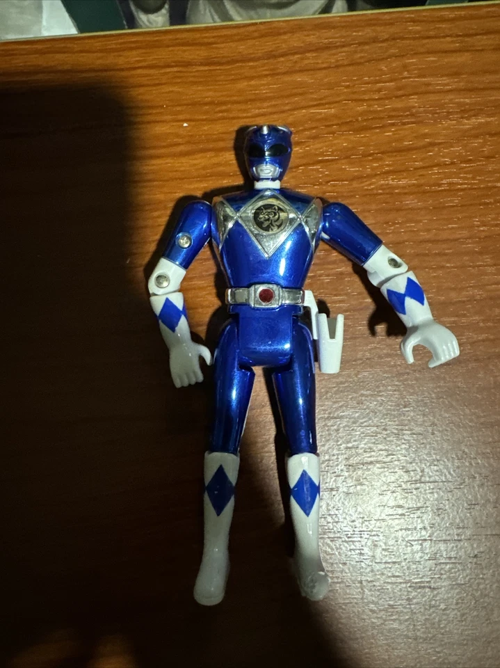 Винтажный лот из 6 случайных экшн-фигурок Bandai Power Rangers коллекционные игрушки. - Изображение 3 из 4