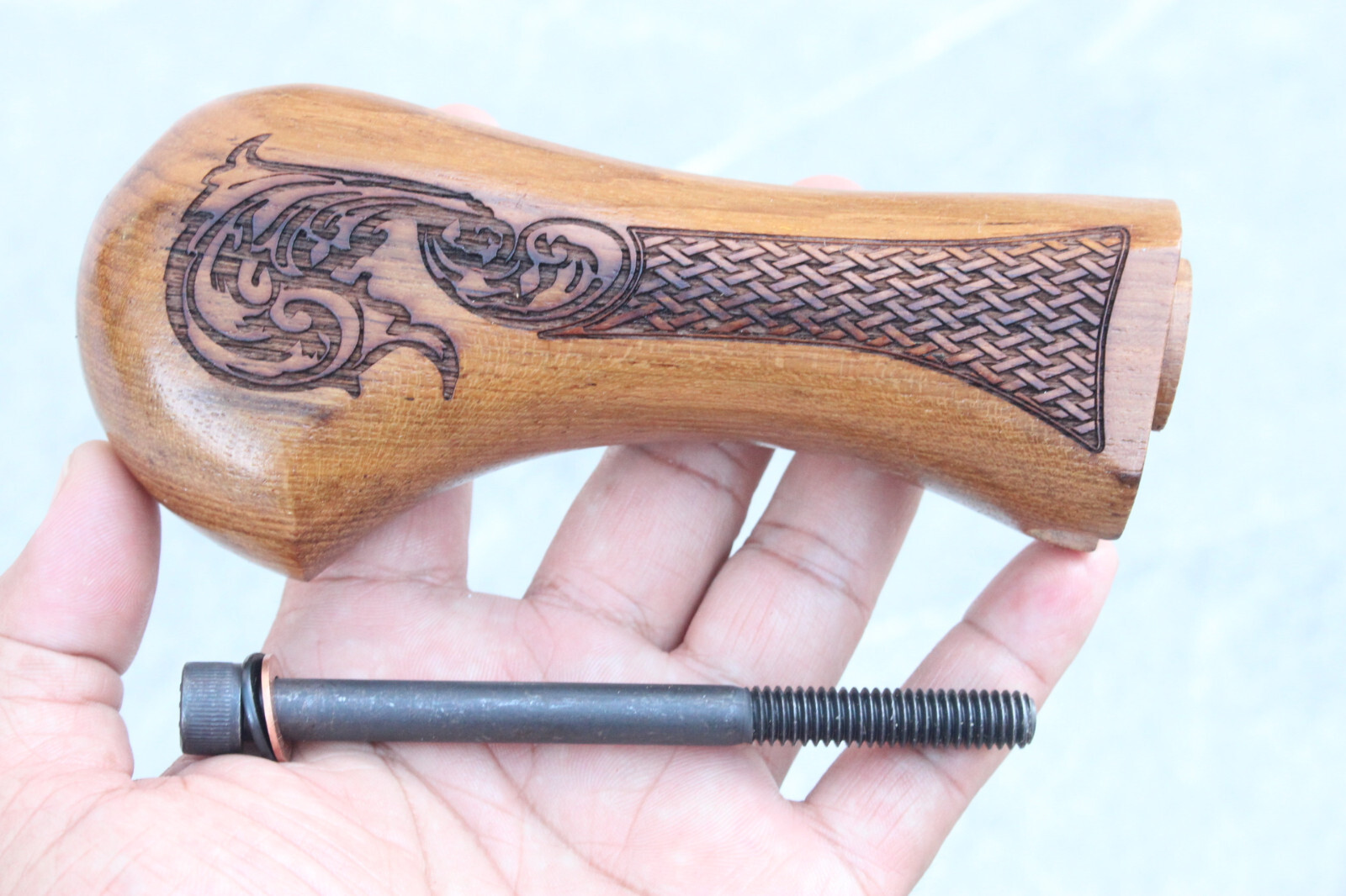 BIRDS HEAD STOCK GRIPS FOR MOSSBERG 590, 500 12&20 GA. ENGRAVED ** GRIPS ONLY ** eBay