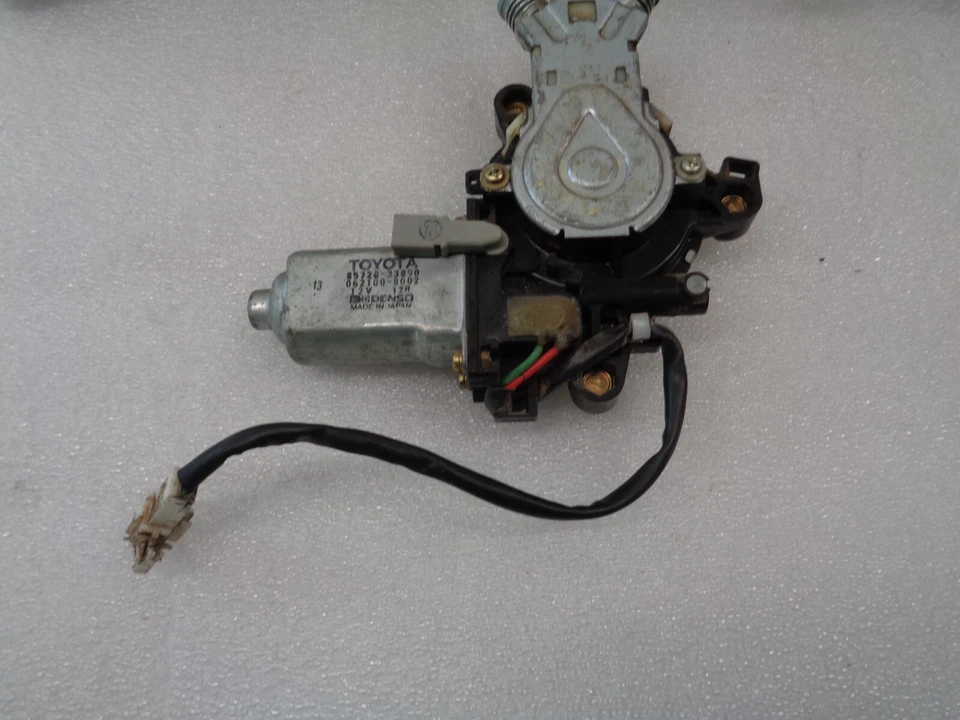 Motor regulador trasero derecho Lexus ES300 1997-2001 85720-33090 OEM DK707112 Foto 4 de 4