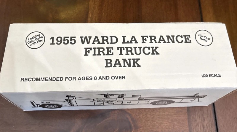Ertl 1955 Ward La France Fire Truck Bank Die-Cast Metal Bank 1/30 3394