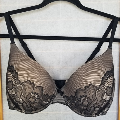 Lace Padded Underwire Bra 36D Gilligan & O'Malley EUC