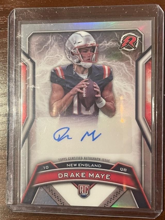 2024 Topps Resurgence - Resurgence Rookie Signatures Drake Maye #RRS-DM (AU, RC)