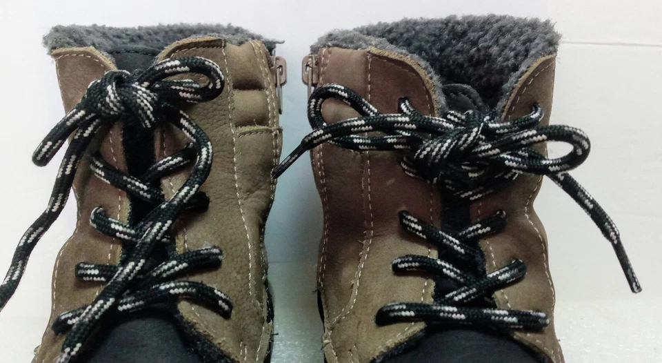 ZARA Niños Negro/Tostado Impermeable Cuero Piel de Oveja Cremallera Botines Zapatos EE. UU. 11 Foto 4 de 4