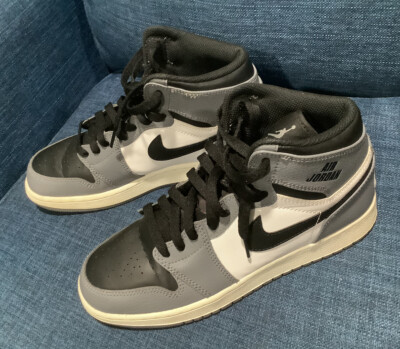 Nike Jordan 1 Rare Air Cool Gray Retro High 7y  705300-024 GS) Air Jordan 1 High  main image 2