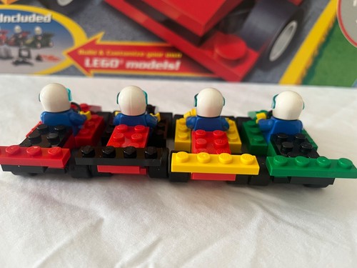 Juego de mesa completo Lego 31314 Racers Super Speedway 2001 de colección ¡con 4 minifiguras! - Imagen 17 de 23