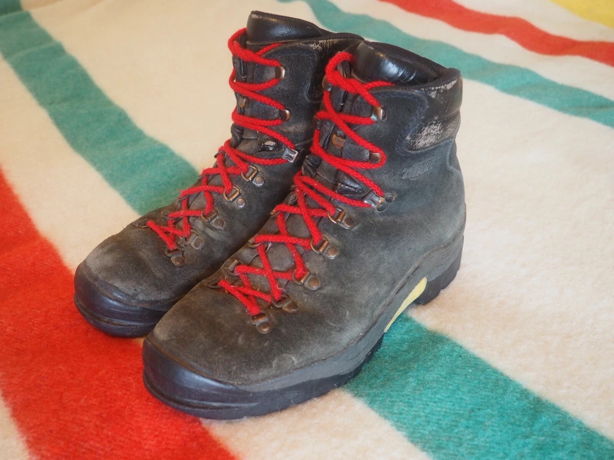 80s style hiking shop boots