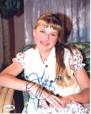 Jodie Sweetin signed 8x10 Photo Stephanie Tanner Full House JSA Authentication
