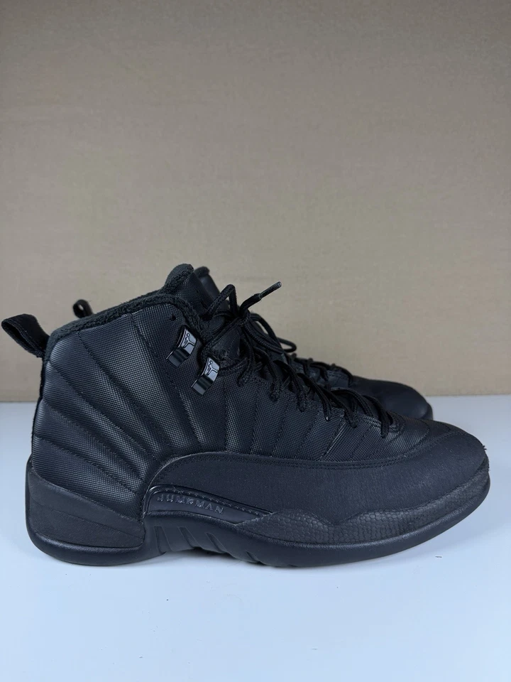 Jordan 12 Retro Winterized BQ6851-001 Negro Tenis Atléticos Para Hombre Talla 8.5 RARO Foto 4 de 4