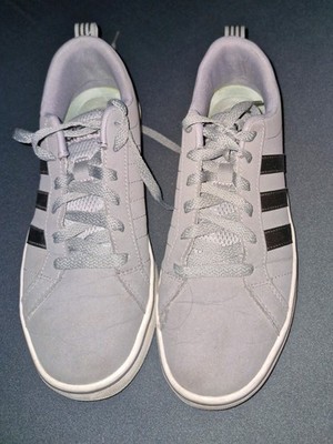 Adidaa Sneaker Turnschuhe  grau schwarz 