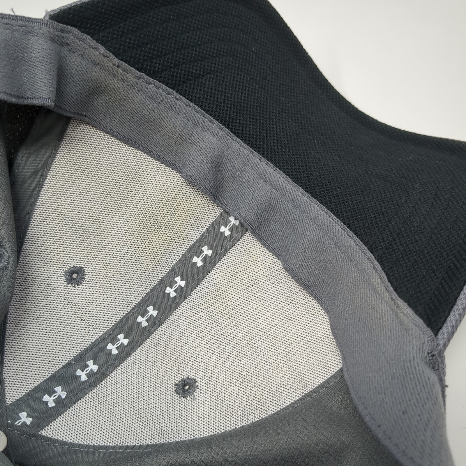 Under Armour Fitted Hat Gray Solid XL Embroidered… - image 9
