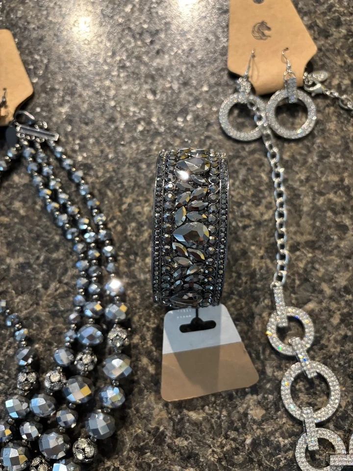 Lote de 3 collar y pulsera Paparazzi - The Missy - Influential-ZI Collection Foto 3 de 4