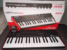 EXCELLENT Akai Professional MPK mini plus 37-Key Controller