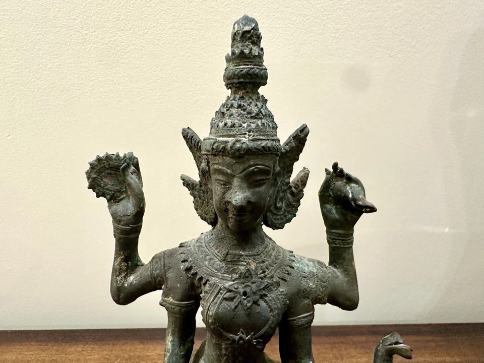 Escultura de bronce de latón Shiva danzando tailandesa del siglo XVIII Foto 2 de 4