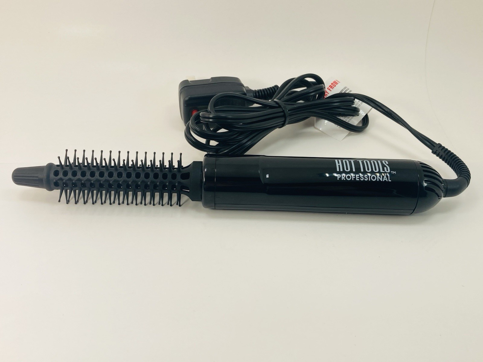 HOT TOOLS Pro Artist Hot Air Styling Brush 3/4” – New Open Box – Free Ship