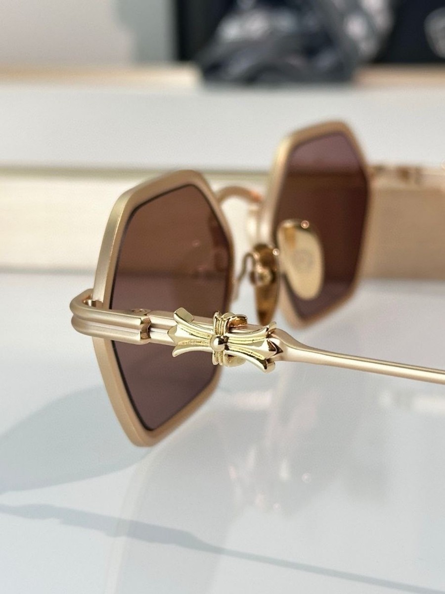 U*2様 クロムハーツEYEWEAR GISS ゴールド EXCLUSIVE Chrome Hearts Datass sunglasses in Matte Gold w Brown