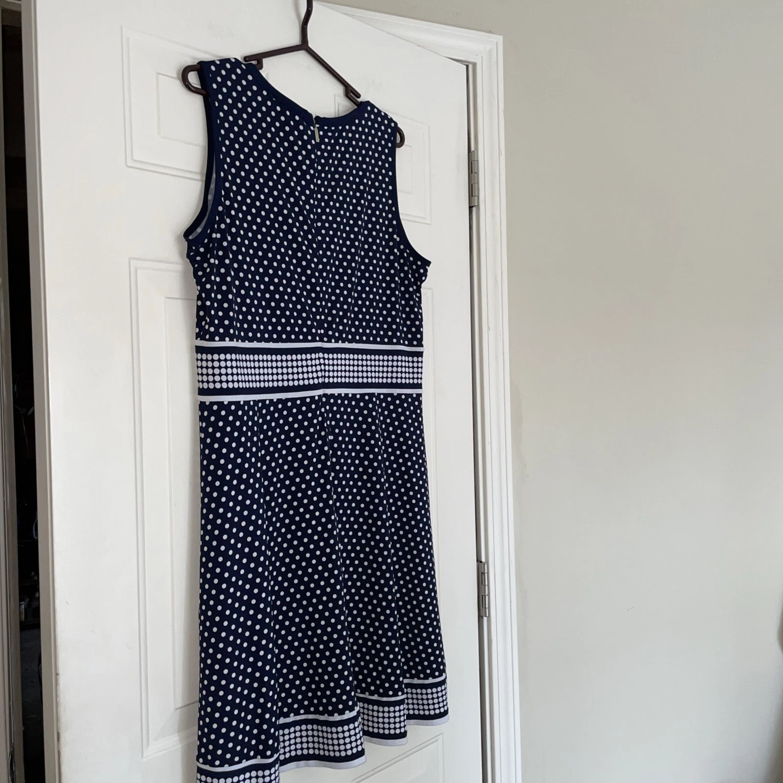 Abito donna Michael Kors jersey aderente e svasato 1x pois blu e bianco