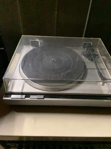 Kenwood KD-44R Turntable - Picture 2 of 17