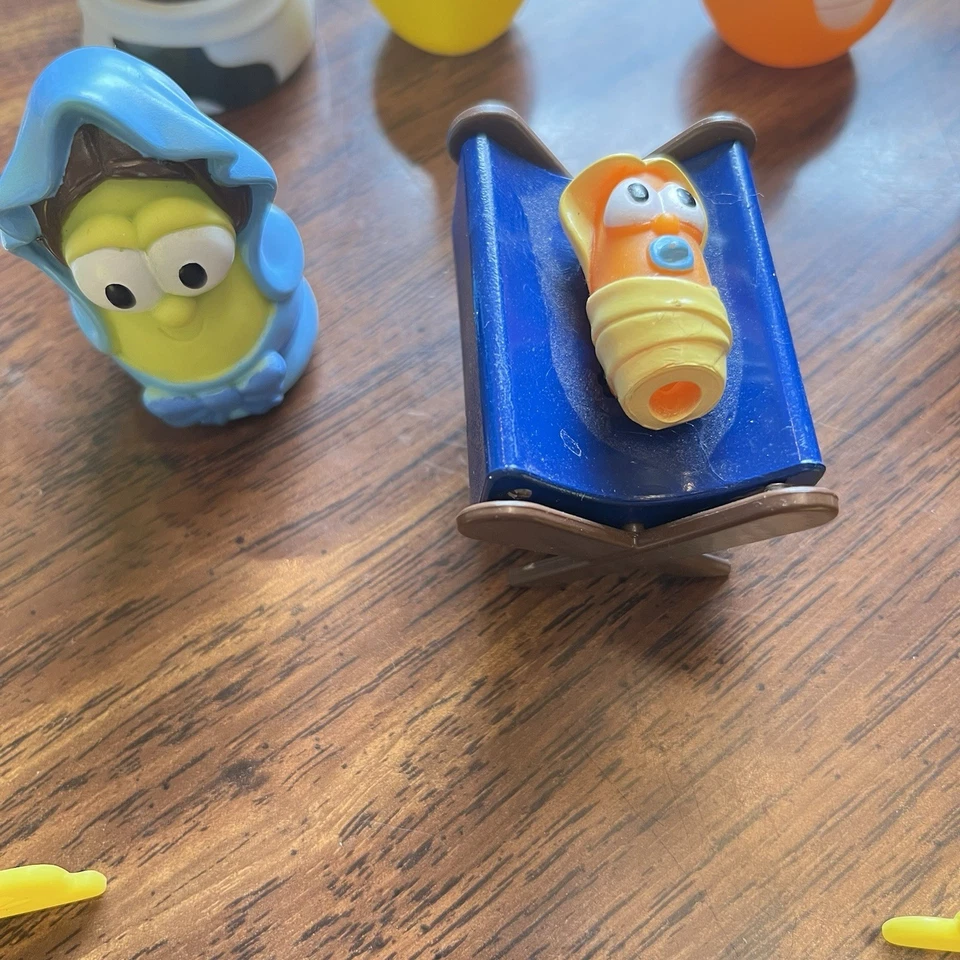 Veggie Tales Nativity Figures Lot of 12 Replacement Big Idea Toys 2004 Incomplet - Image 3 of 4