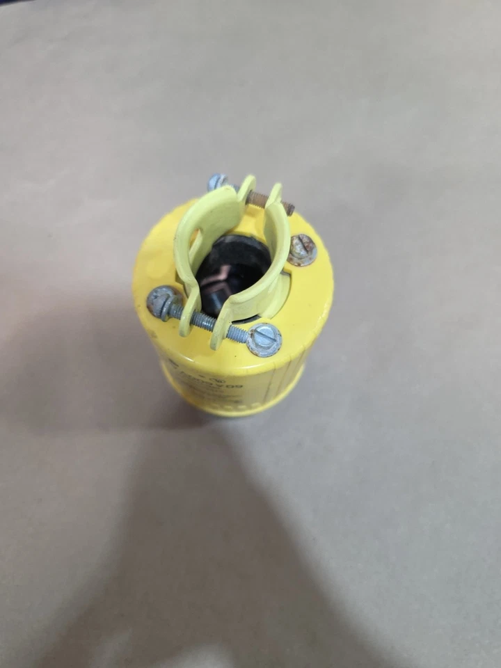 Hubbell HBL26419 60A 600V 3 Pole 4 Wire Power Plug - (works W/ Hbl26418) - Image 2 of 4