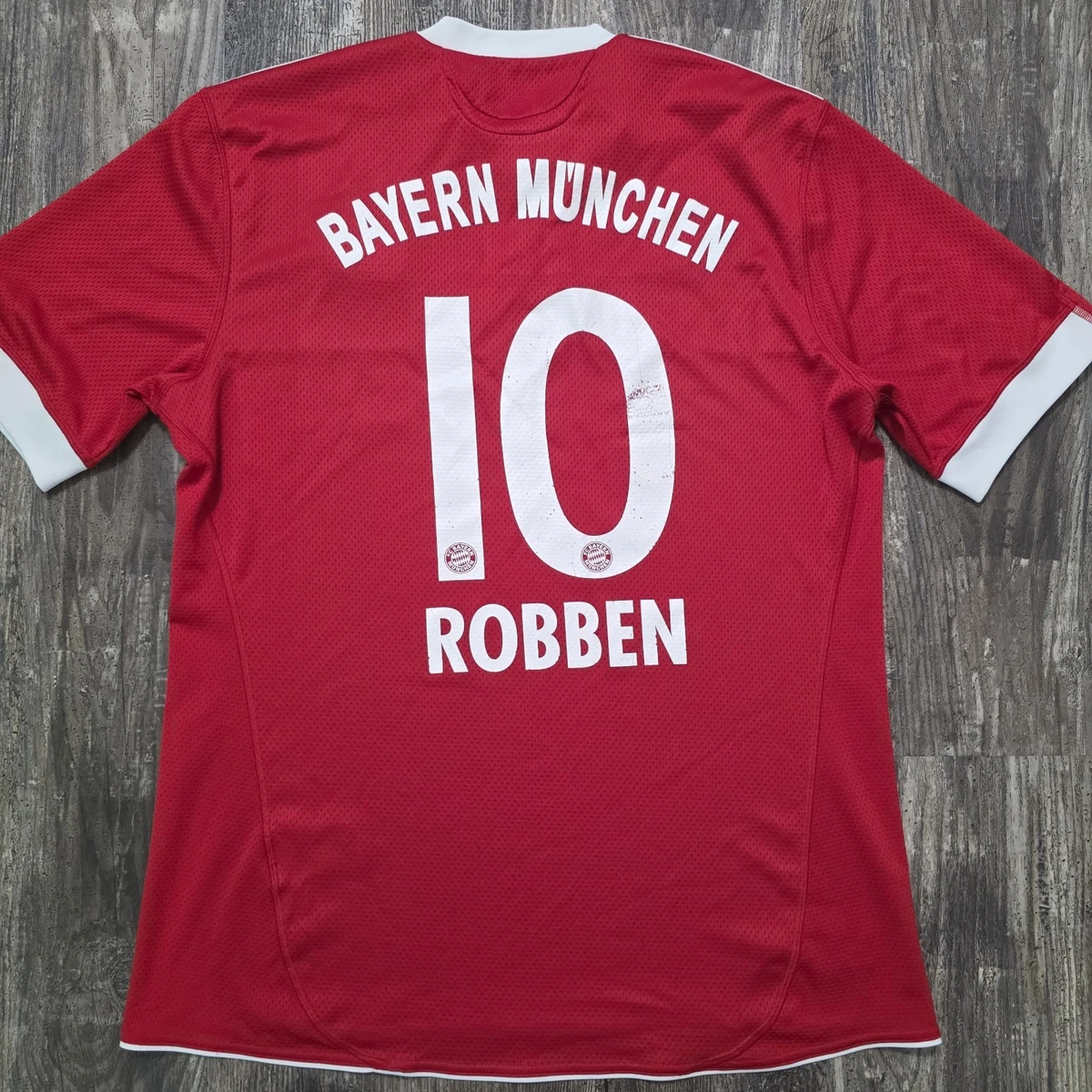 FC Bayern-Sammlerstück: Ein Trikot signiert von Sadio Mané