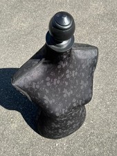 Edel Vintage Schneider Büste 80 cm  schwarzer gemusterter Stoff stehend Deko top