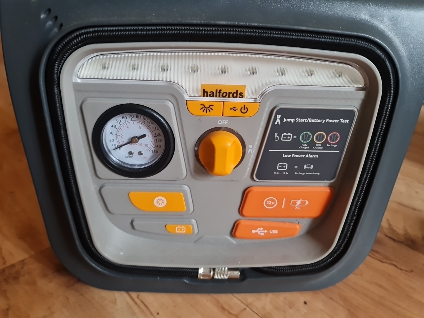 Halfords Powerpack Jump Starter With USB, Tyre Inflator And LED Lamp