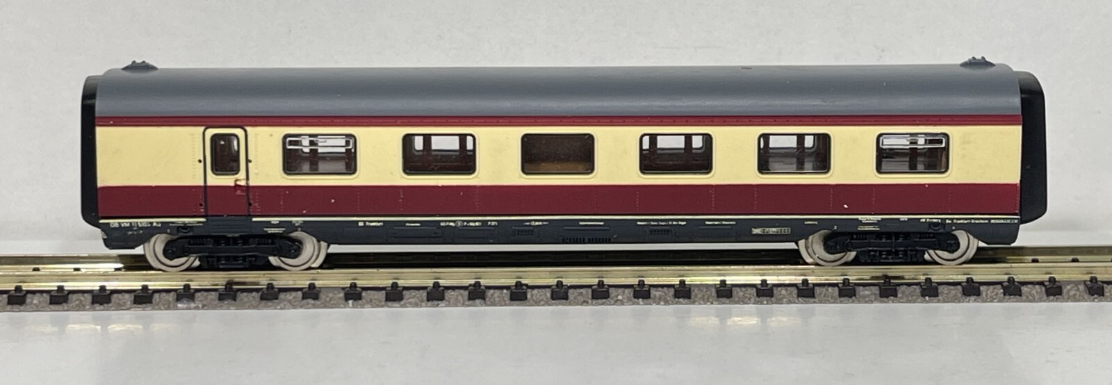 Foto 5 di 17