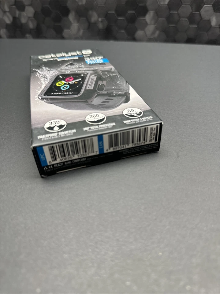 CATALYST Waterproof Apple Watch Case 42mm Series 2 & 3 - Image 3 of 3