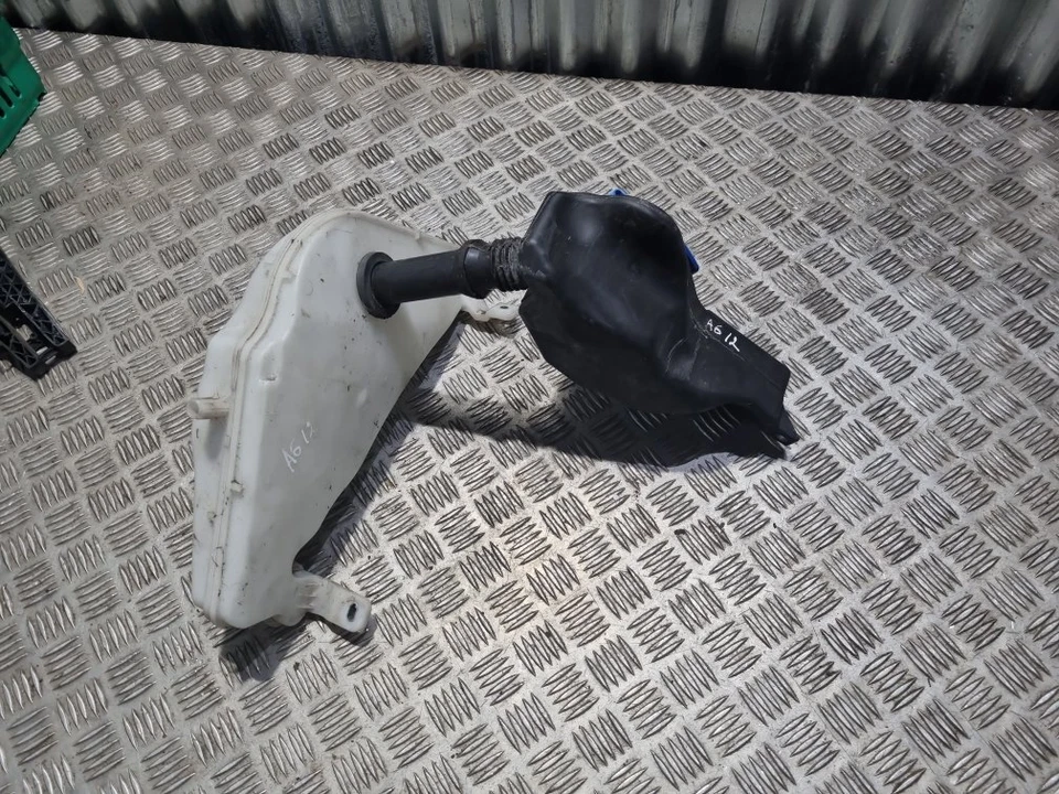 Audi A6 C7 Sedán 2011-2014 3.0 Botella De Lavado Y Motor - Imagen 3 de 4