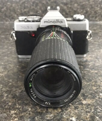 Appareil photo Reflex MINOLTA XG-M + bloc Motor drive 1+ Zoom 35/70 + Parasoleil + Filtre Skylight 1 - Collection