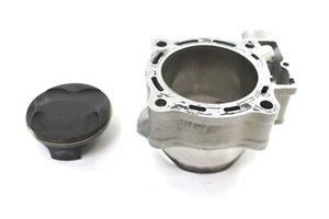 2018 Honda CRF450R Motor Engine Cylinder OEM 11200-MKE-A00