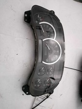 Speedometer Cluster Us Id 15135660 Fits 03-05 Escalade 740413
