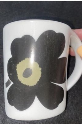 Marimeko Unikko by Zac Designs Designer Tasse schwarz-weiß Blume gebraucht Kaffeetasse