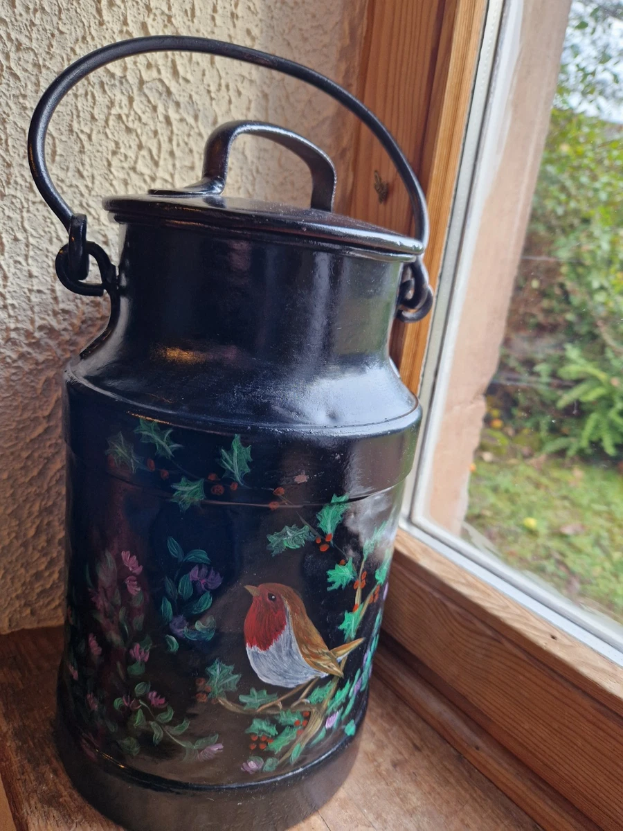 Ancien Pot Broc Bidon à Lait en Métal Peint Main - Vintage French Finds