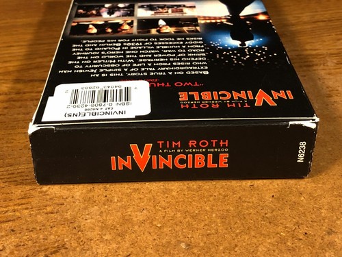InVincible VHS VCR Video Tape Used Tim Roth - Picture 4 of 5