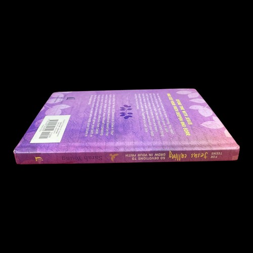 Jesus Calling: 50 Devotions to Grow in Your Faith - Hardcover Young, Sarah - Picture 3 of 10