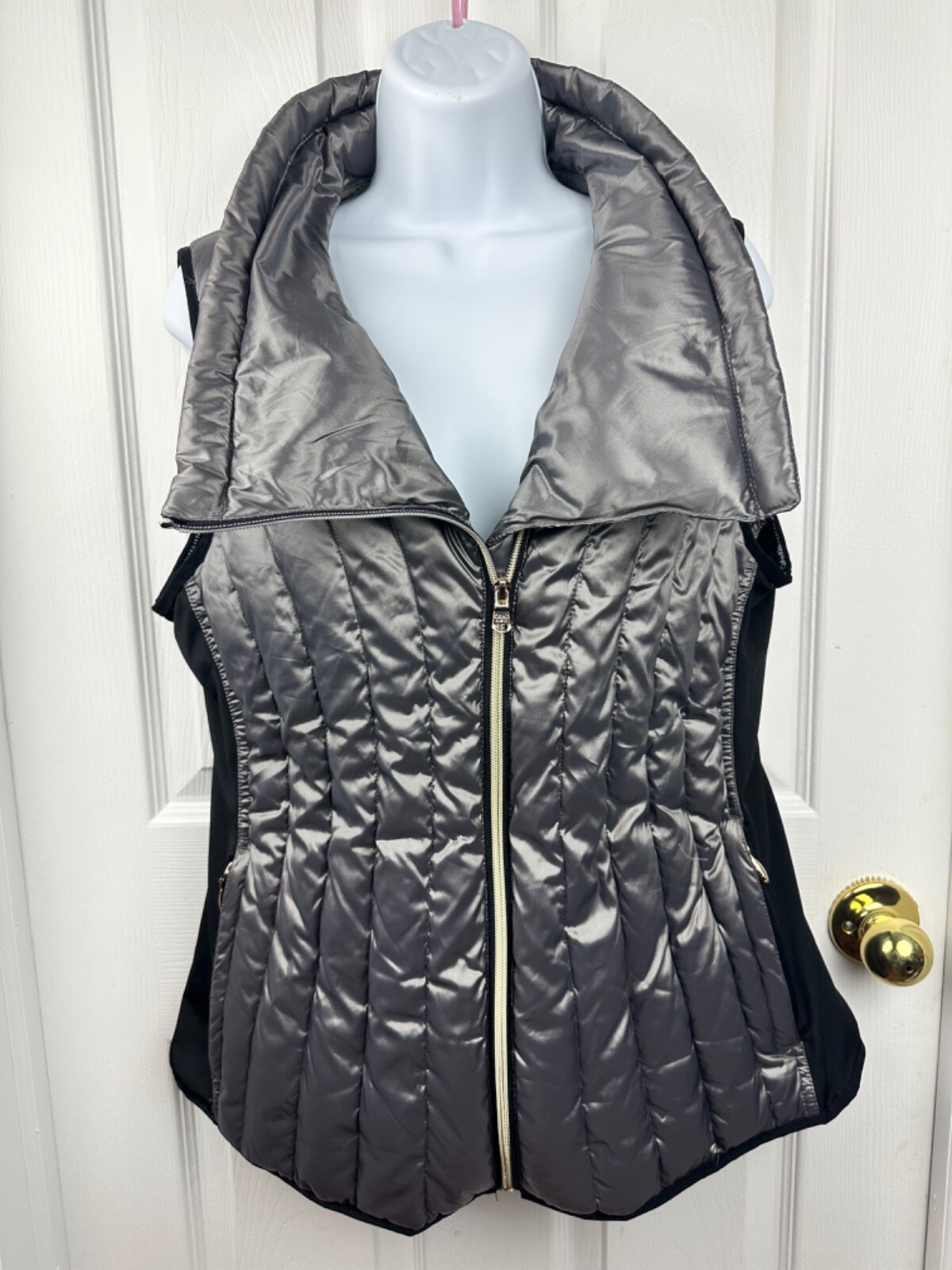 Calvin Klein Performance Silver Premium Down Vest… - image 6