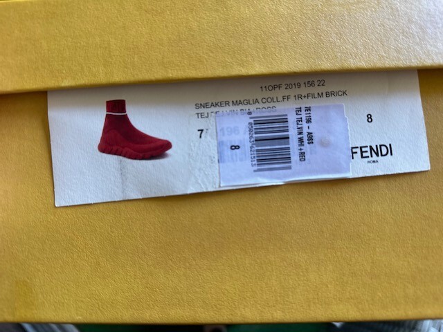 NIB Fendi Men display picture 3