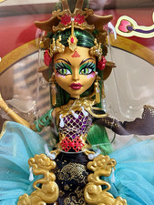 Mattel Monster High Fang Vote Jinafire Long Collector Doll Unopened